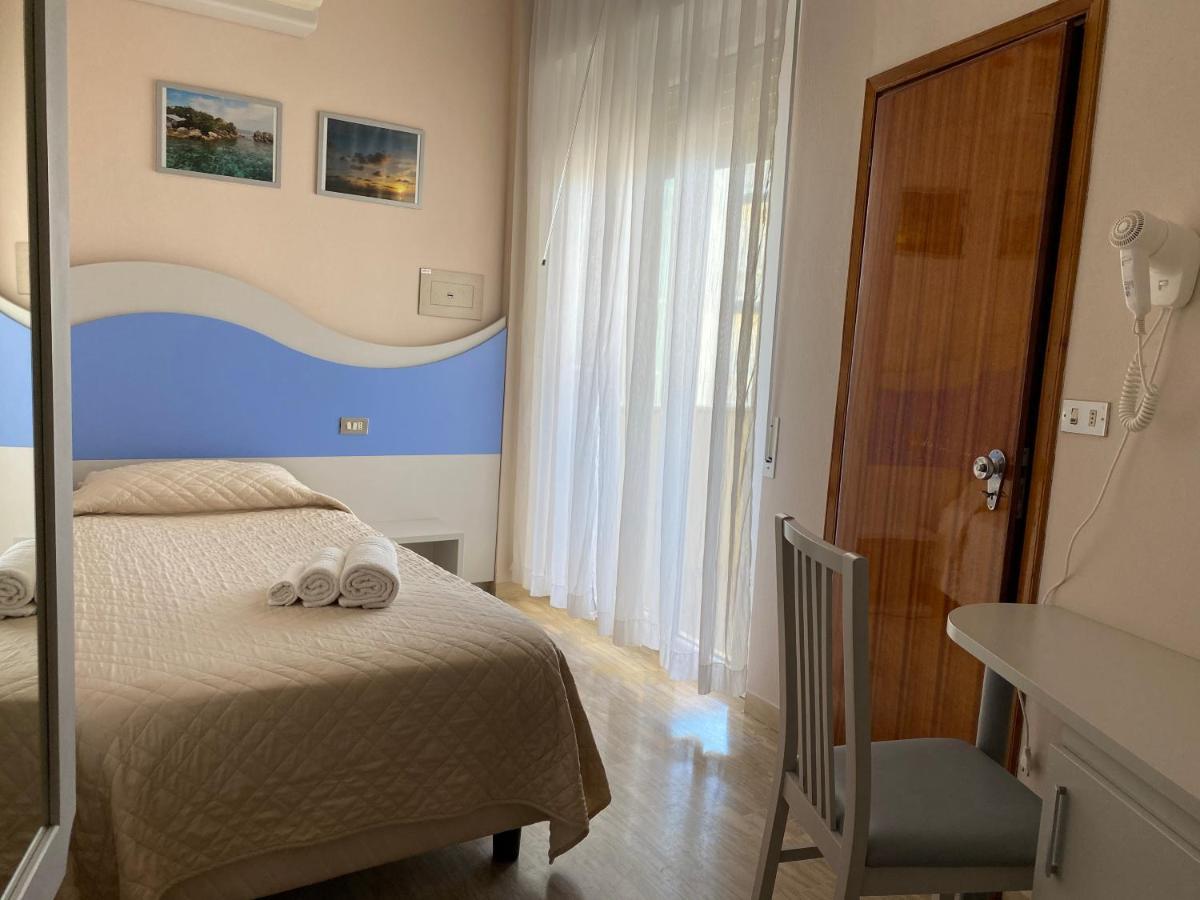 Hotel Moderno - Bed & Breakfast Cervia Eksteriør billede