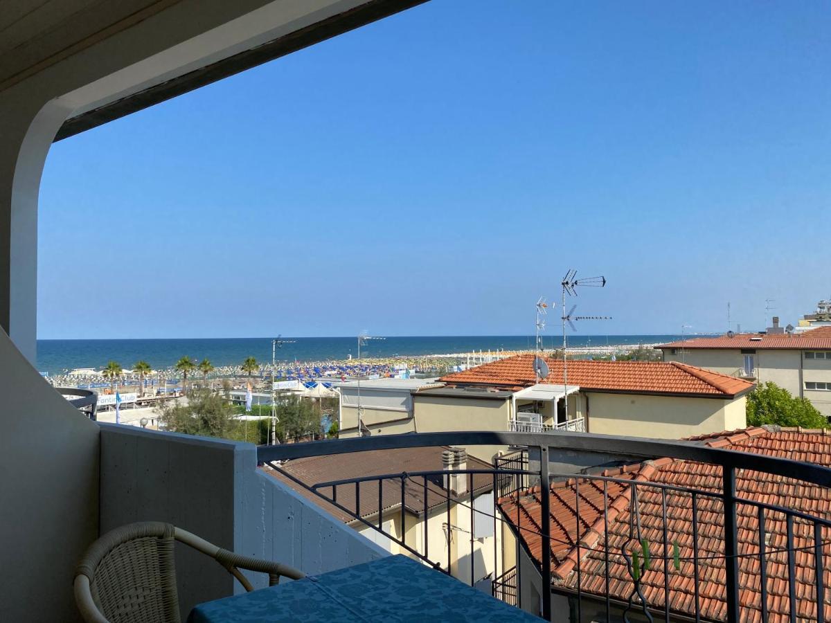 Hotel Moderno - Bed & Breakfast Cervia Eksteriør billede
