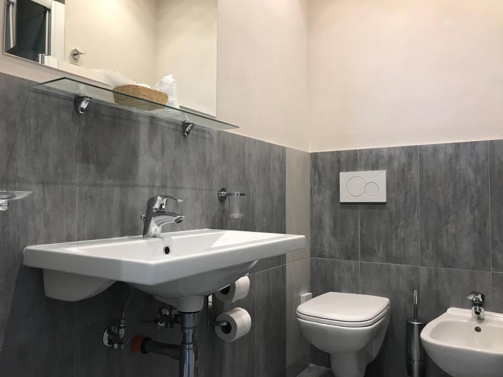 Hotel Moderno - Bed & Breakfast Cervia Eksteriør billede