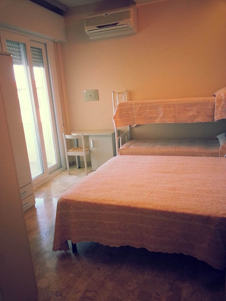 Hotel Moderno - Bed & Breakfast Cervia Eksteriør billede